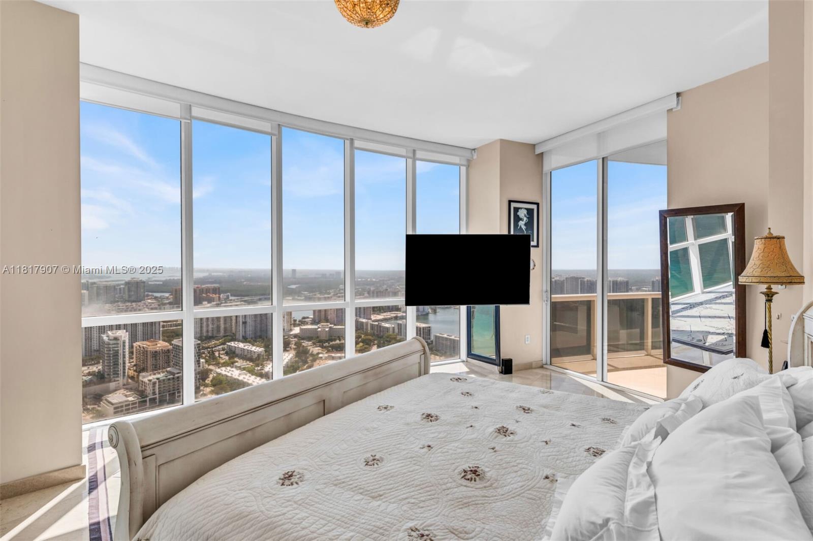 TRUMP PALACE CONDO - Residential