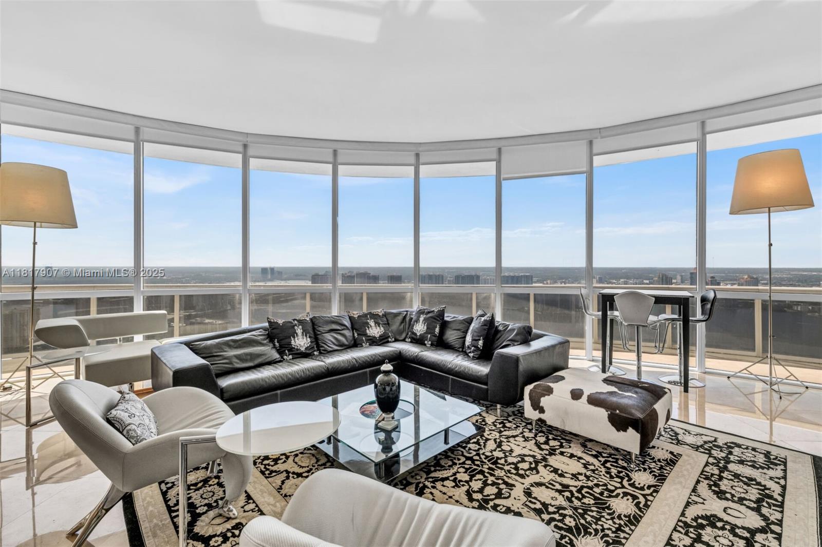 TRUMP PALACE CONDO - Residential