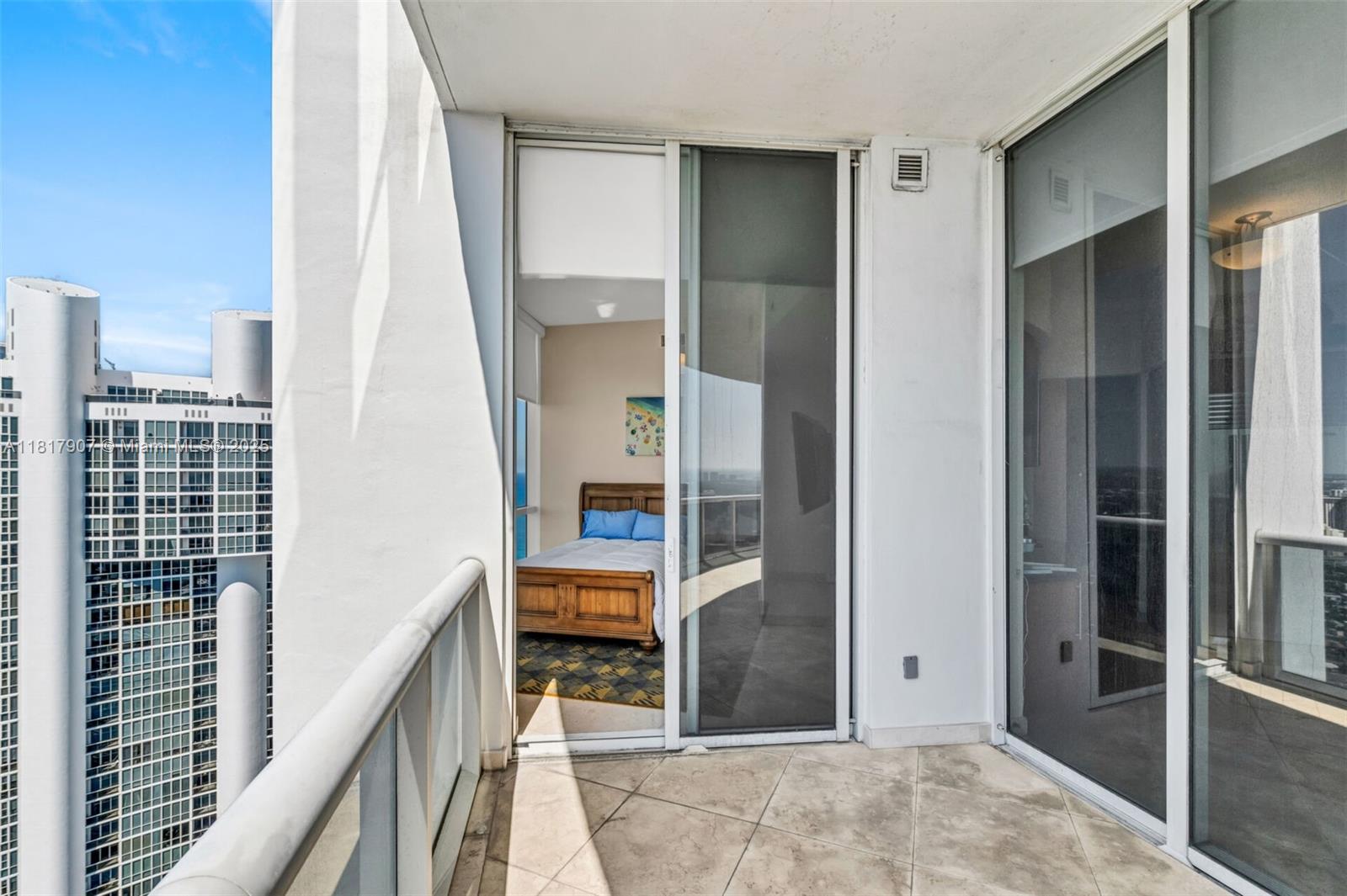 TRUMP PALACE CONDO - Residential