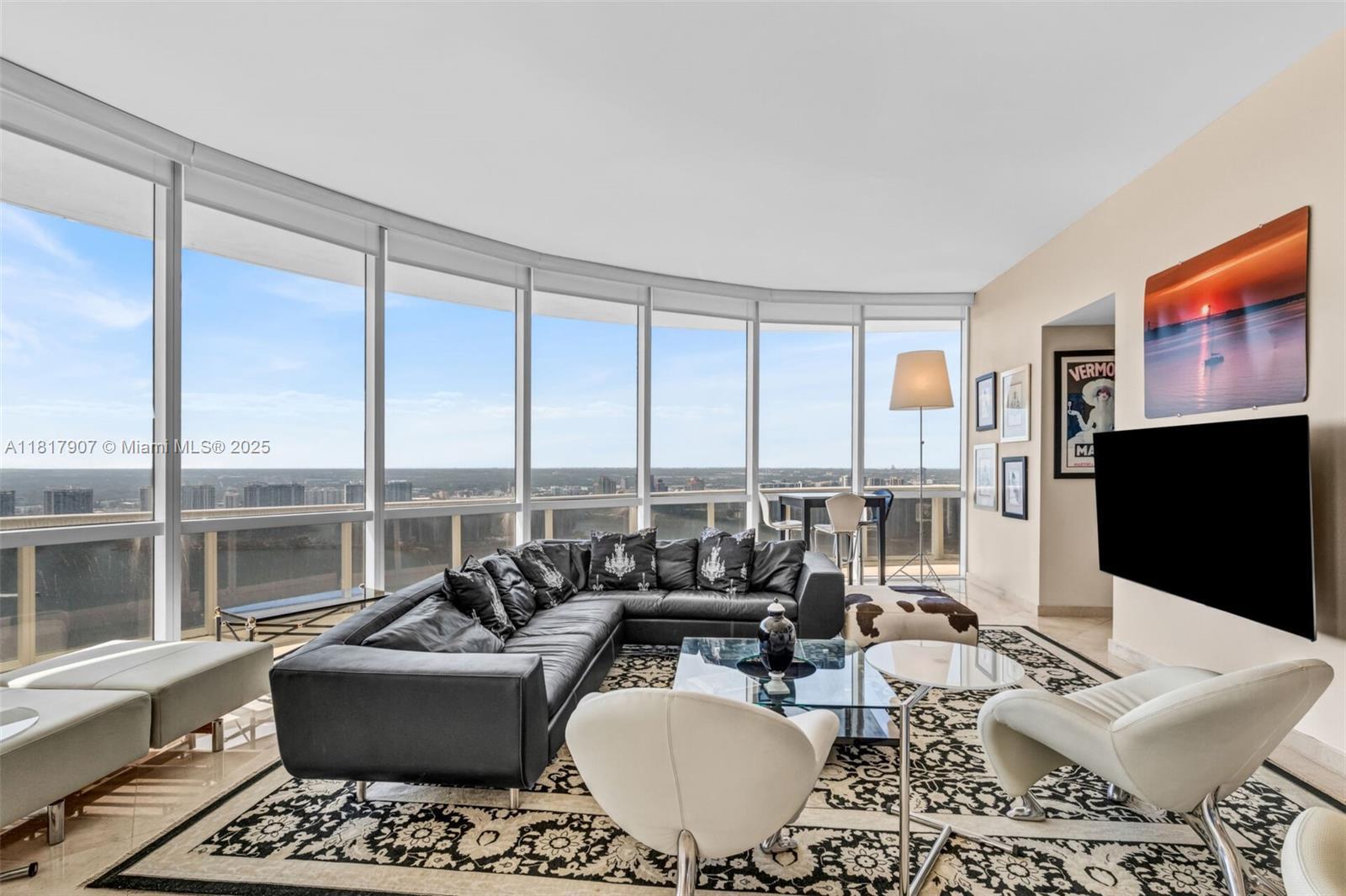 TRUMP PALACE CONDO - Residential
