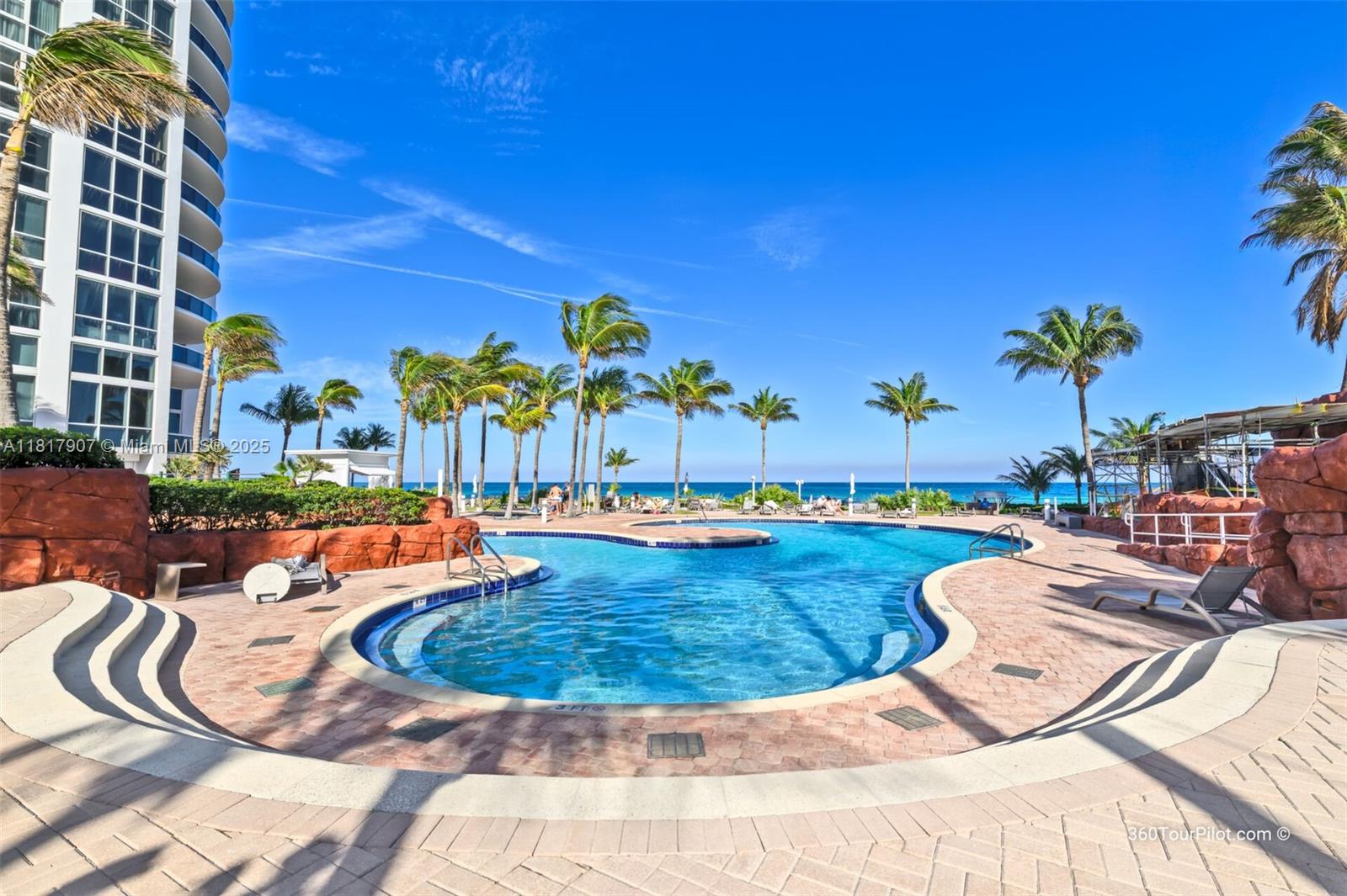 TRUMP PALACE CONDO - Residential