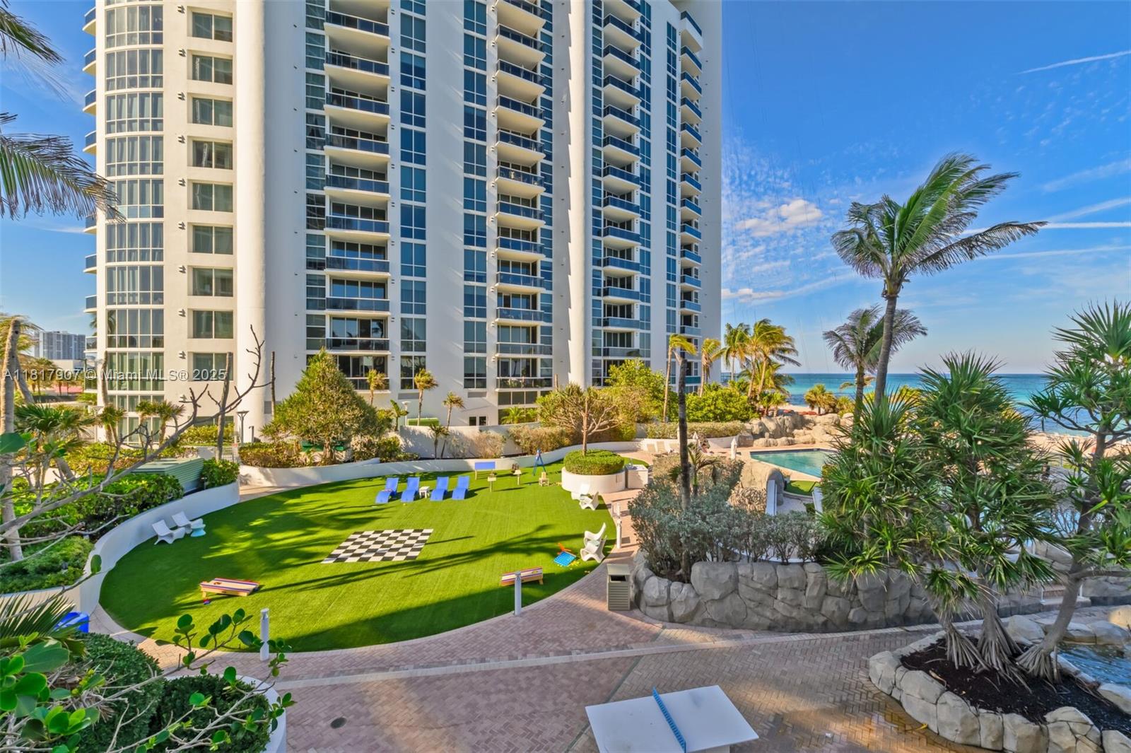 TRUMP PALACE CONDO - Residential