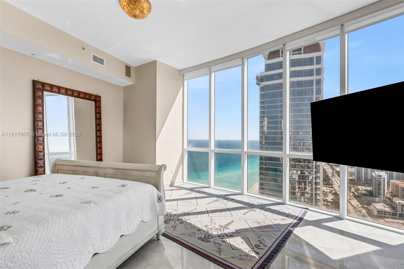 TRUMP PALACE CONDO - Residential