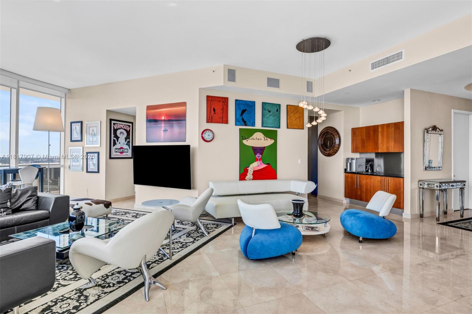 TRUMP PALACE CONDO - Residential
