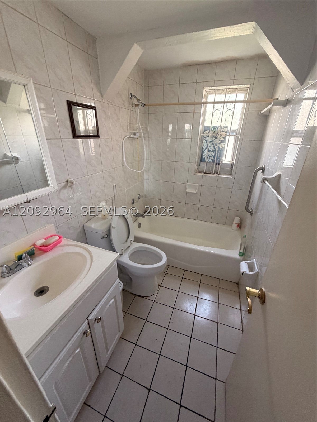 3410 SW 9th St 2A
