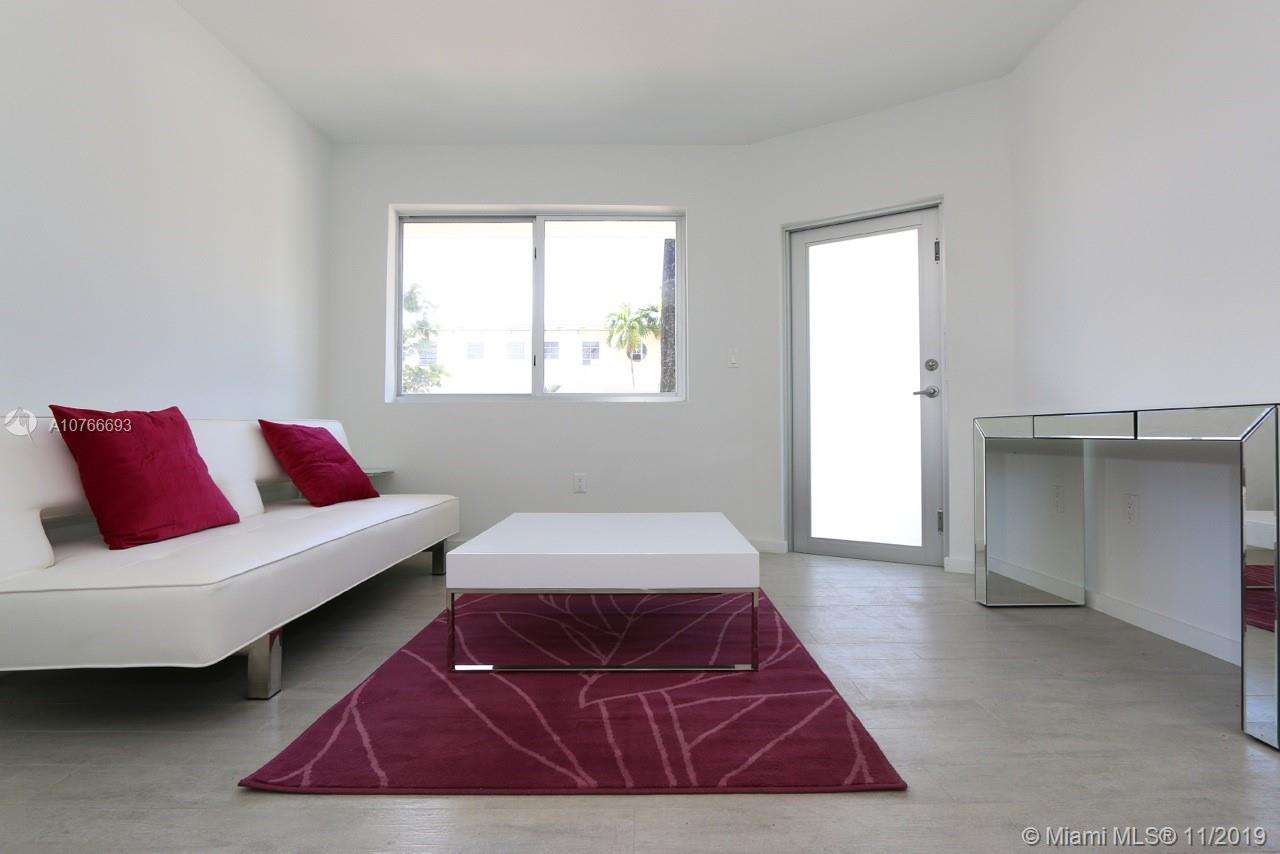 ONLY 2 MONTHS MOVE- IN COST (FIRST AND DEPOSIT ) 420 sqf , furnished 1 bedroom , renovated in 2016 . Impact windows and door Central Air , Internet and Cable Included . Facility room with washer and dryers . Few step from Lincoln rd , shops , restaurants . Quickly application , unit is vacant . Easy parking on the street