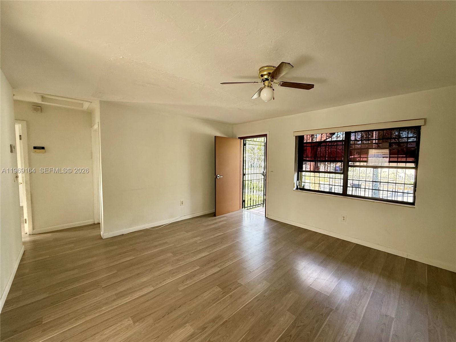 EVERGREEN LAWNS - Residential Lease