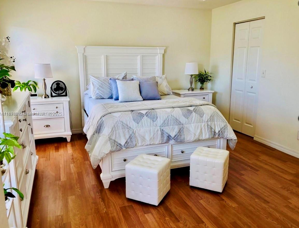 CHRISTOPHER GARDENS - Residential