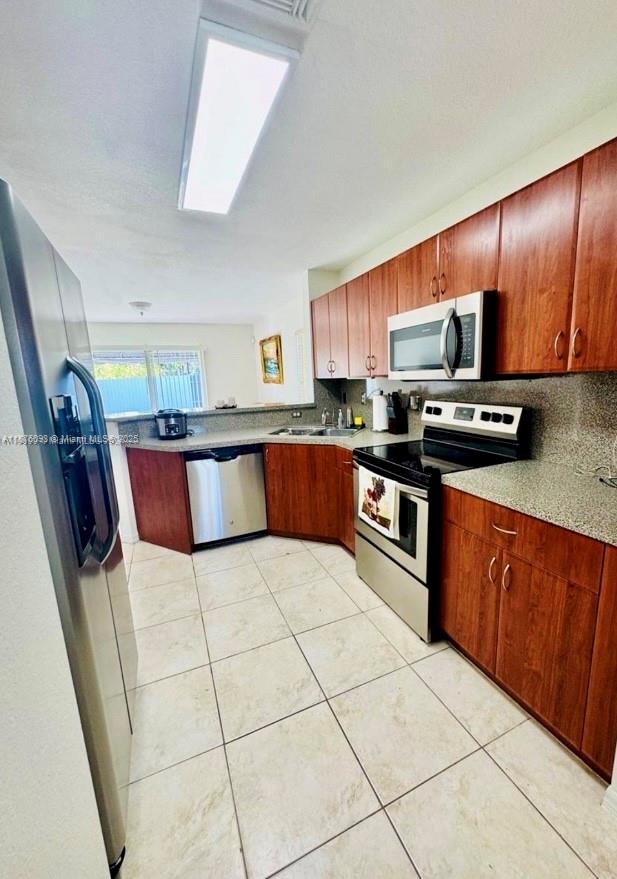 CHRISTOPHER GARDENS - Residential