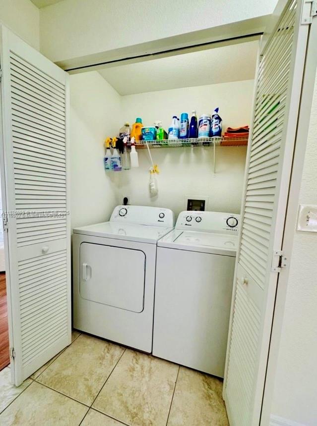 CHRISTOPHER GARDENS - Residential