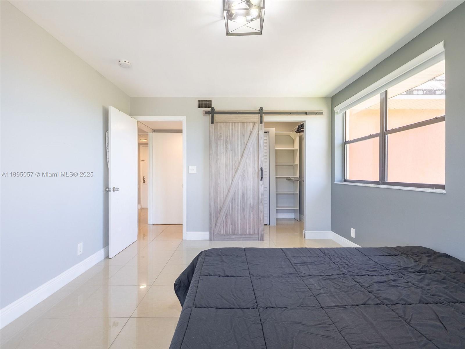 LAS VISTAS AT DORAL CONDO - Residential
