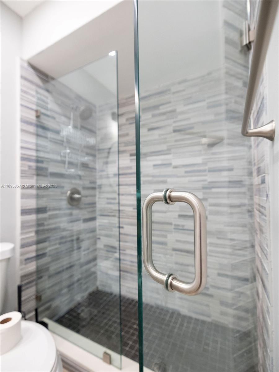 LAS VISTAS AT DORAL CONDO - Residential