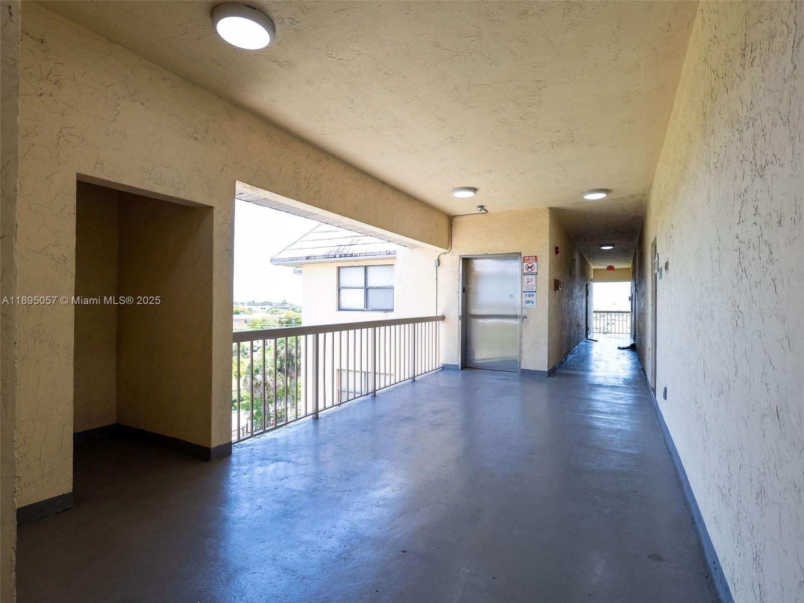 LAS VISTAS AT DORAL CONDO - Residential