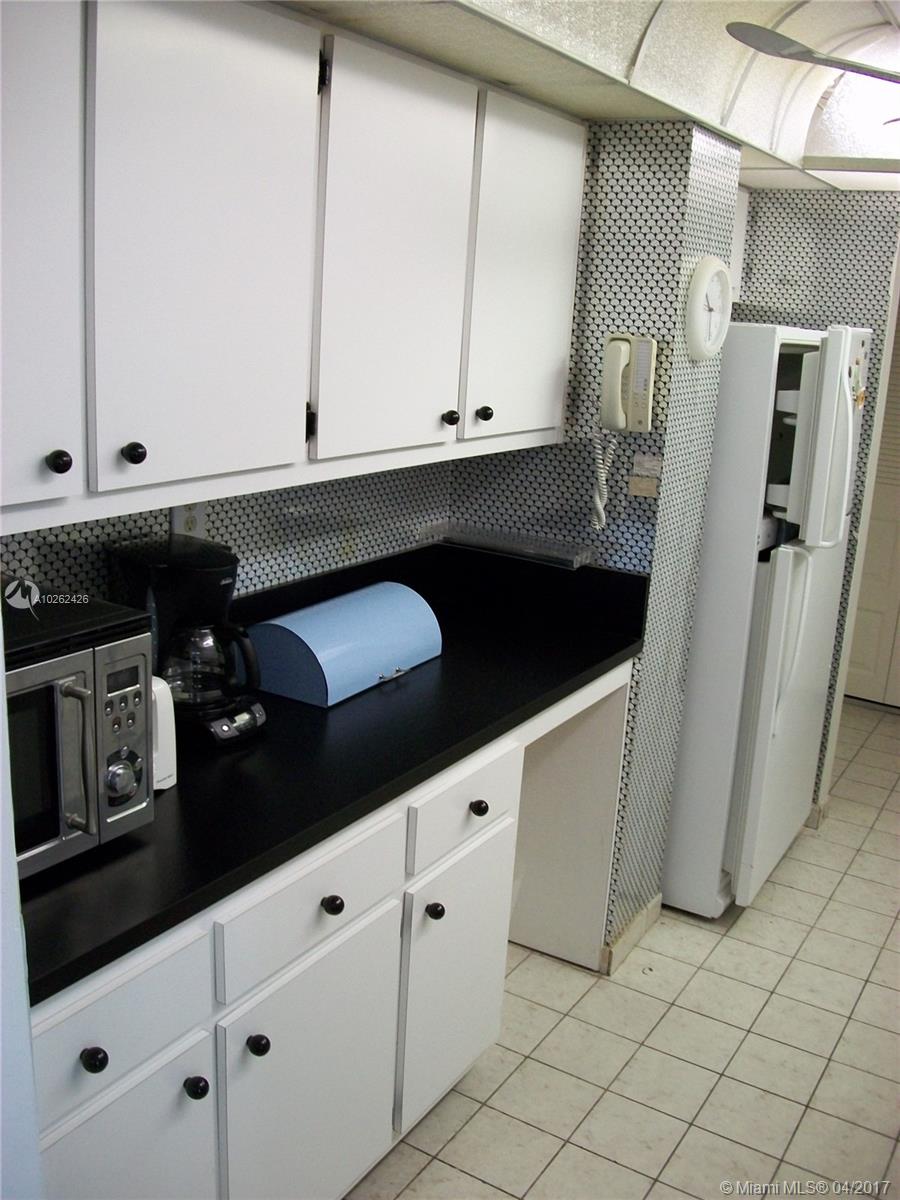 ENVIRON 6 OF II CONDO - Residential Lease