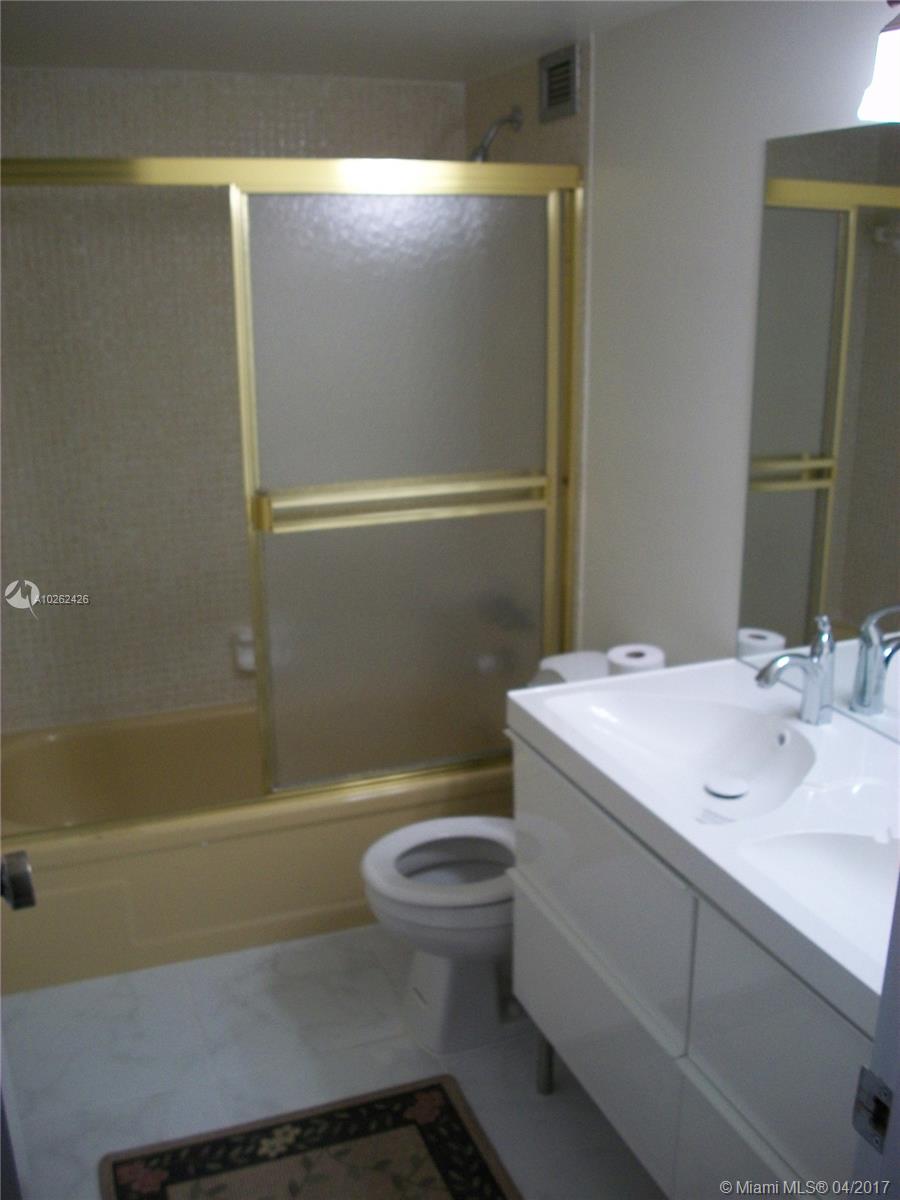 ENVIRON 6 OF II CONDO - Residential Lease