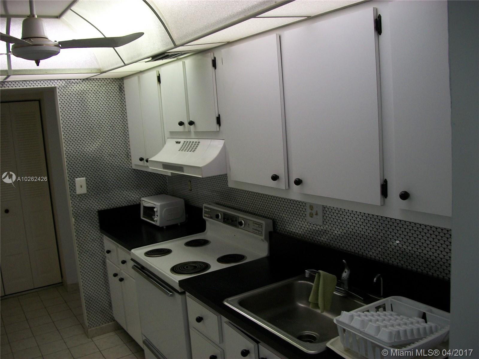 ENVIRON 6 OF II CONDO - Residential Lease