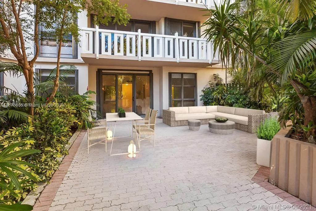 Key Biscayne, Florida 33149, United States, 2 Bedrooms Bedrooms, ,2 BathroomsBathrooms,Residential,Active,38124