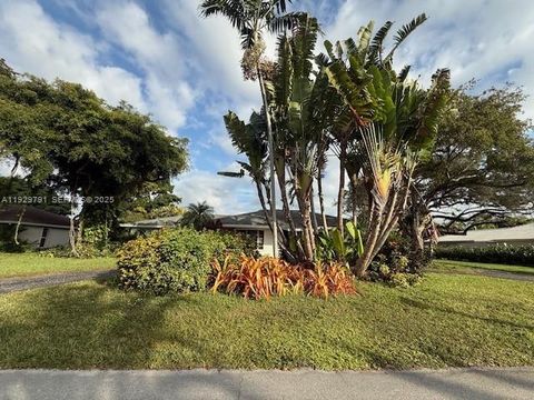 8865 SW 176th Ter Palmetto Bay FL 33157