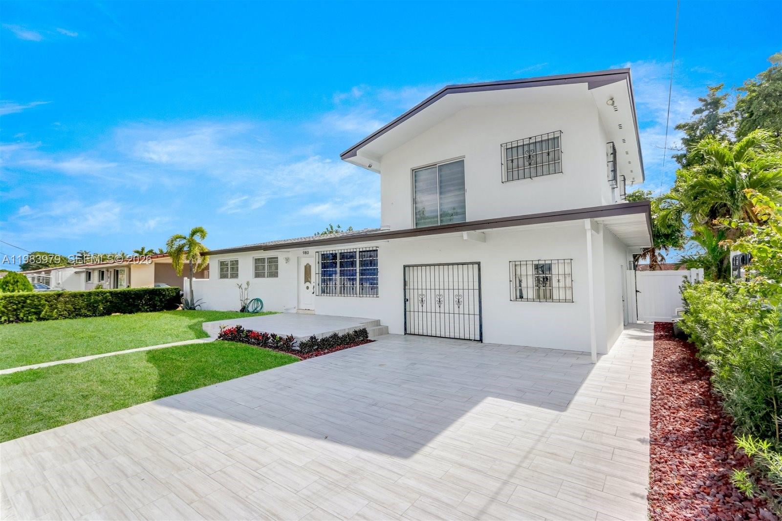 PALM SPRINGS SEC 4 - 5TH - Residential Lease