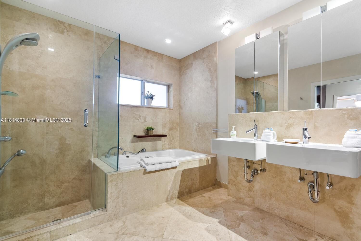 CORAL RIDGE COUNTRY CLUB - Residential Lease