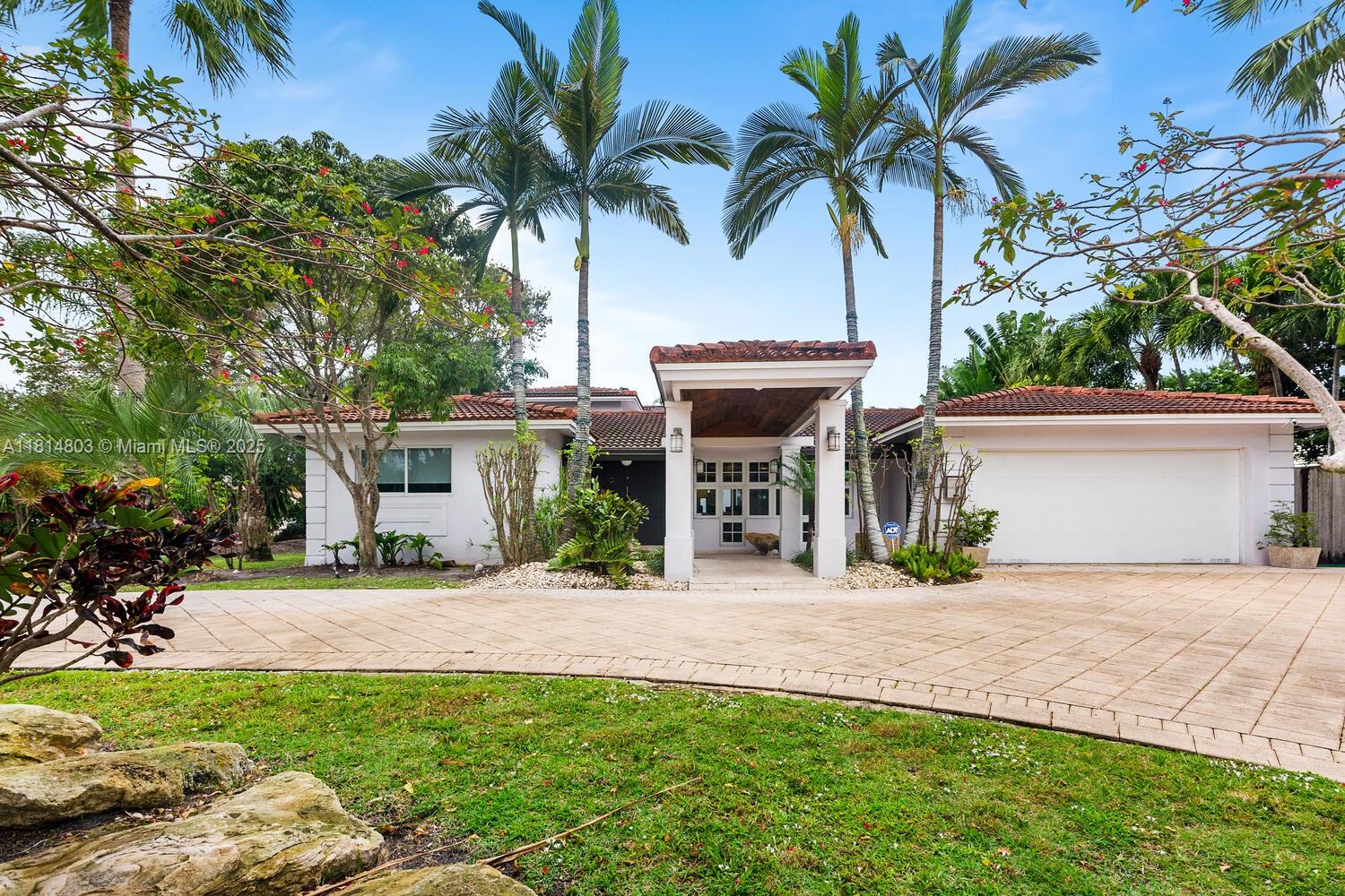 This beautiful and spacious Coral Ridge home, available for annual and seasonal rental, is a step above the average rental property. Completely remodeled 7 years ago with very high-end and tasteful finishes, it features a gourmet kitchen with a 6-burner gas range and electric stove, Subzero fridge, built-in Miele coffee machine, and 2 dishwashers. The kitchen opens to the living area and boasts huge built-ins and white marble floors throughout the downstairs. Enjoy a luxurious primary bath and an equally elegant upstairs bath.
