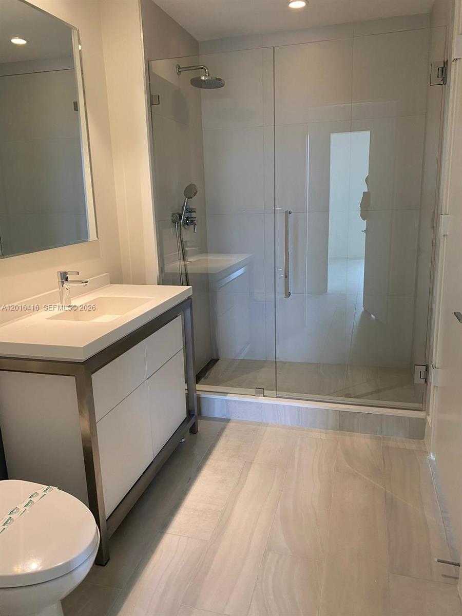 METROPICA NORTH TOWER ONE - Residential Lease