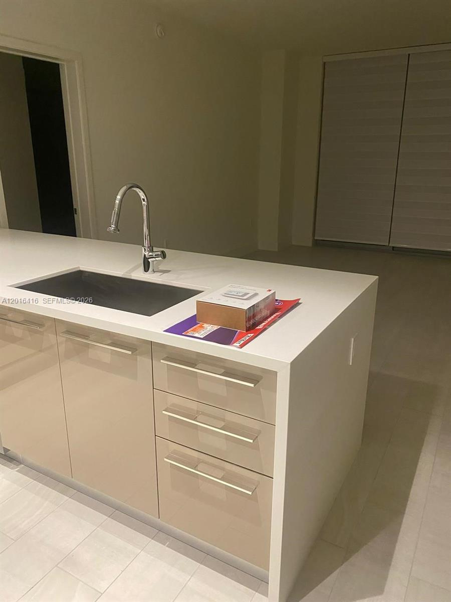 METROPICA NORTH TOWER ONE - Residential Lease
