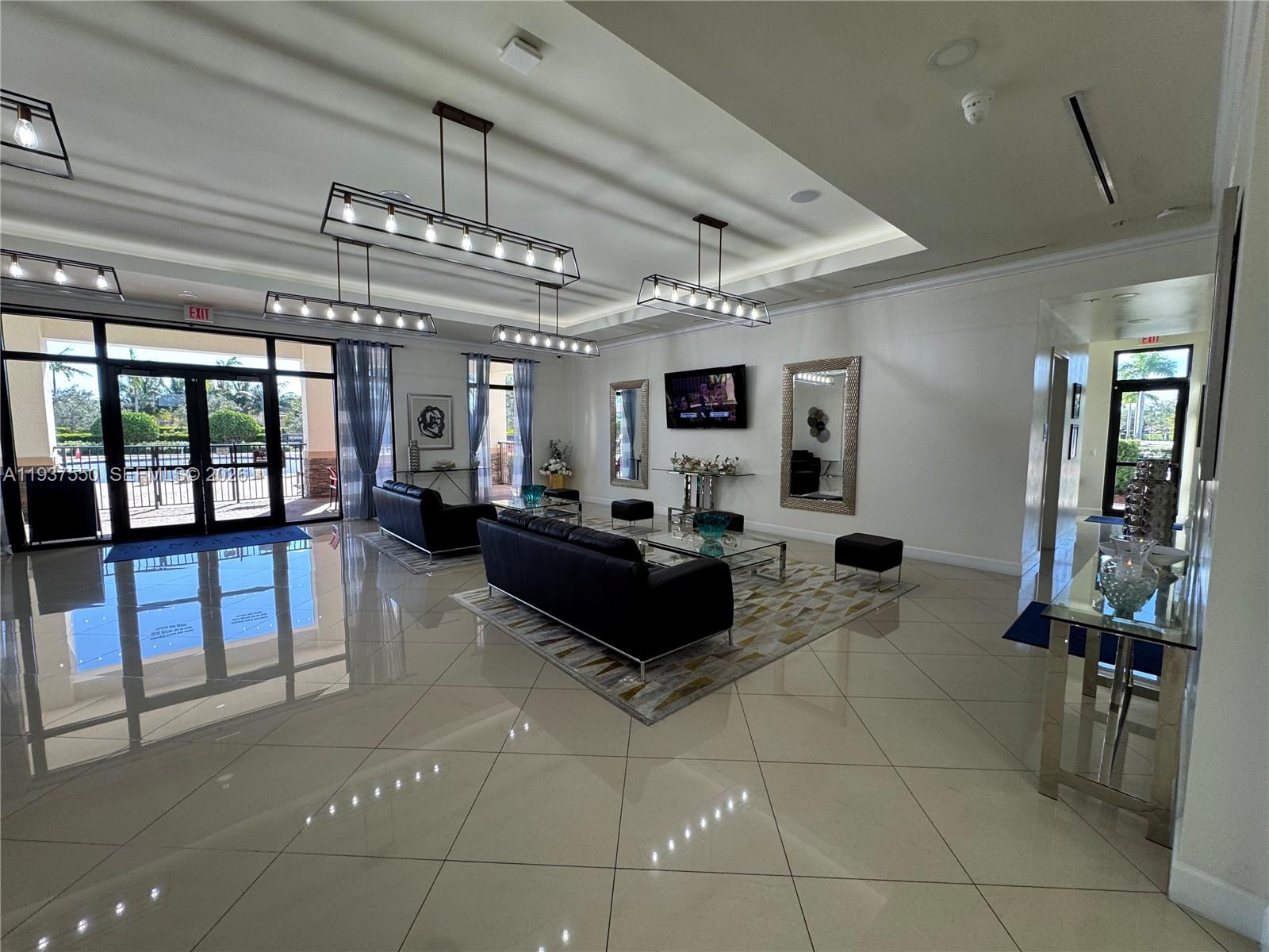 BAYWINDS OF IBIZA - Residential