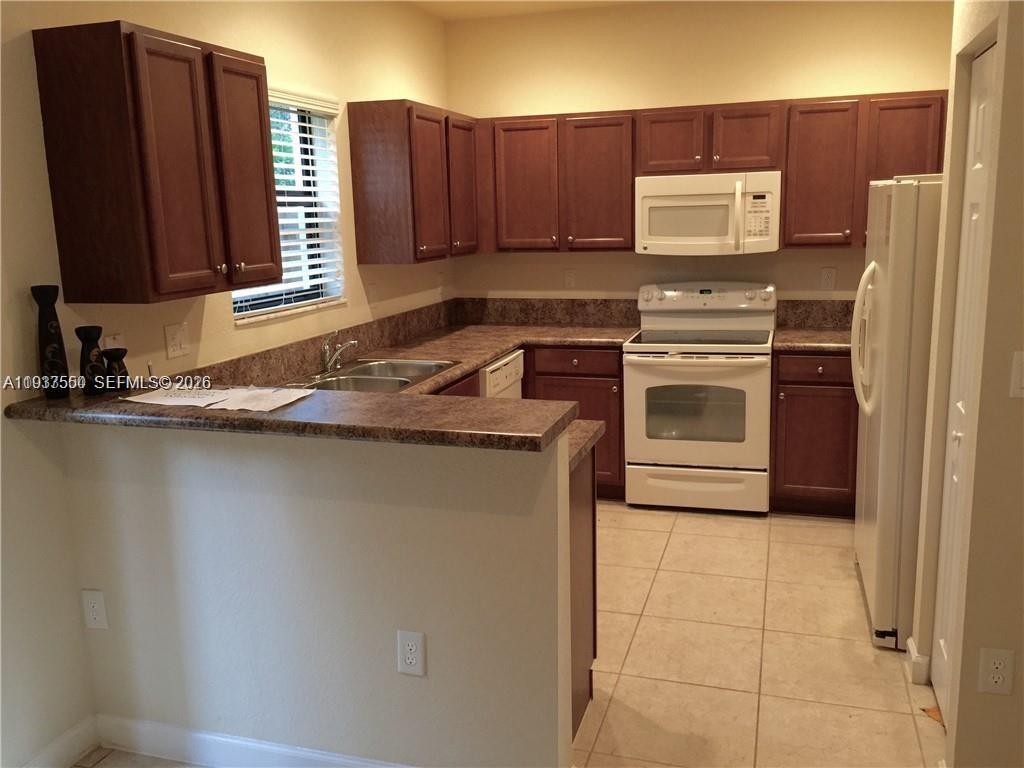 BAYWINDS OF IBIZA - Residential