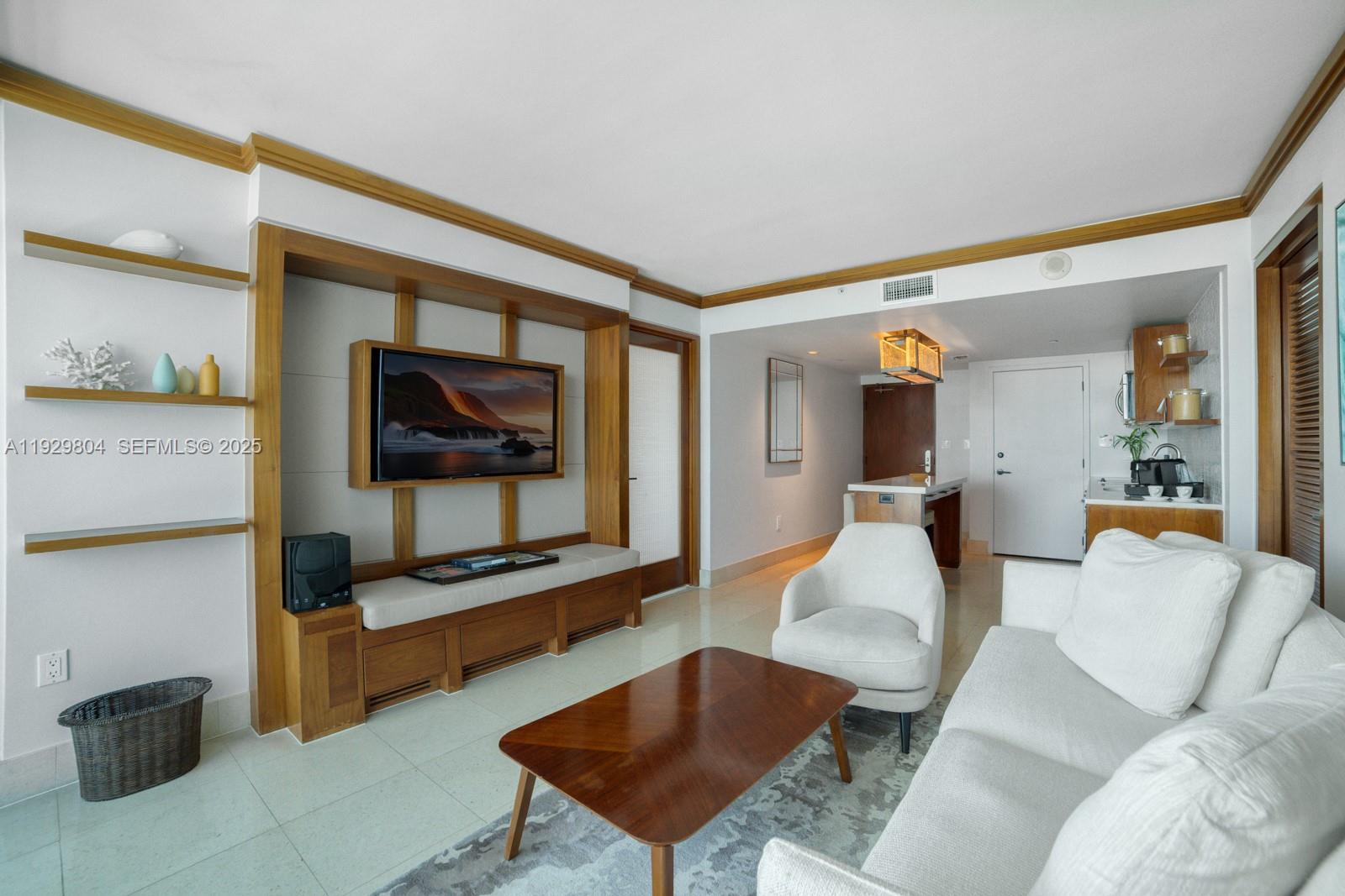 CENTRAL CARILLON BEACH CO - Residential