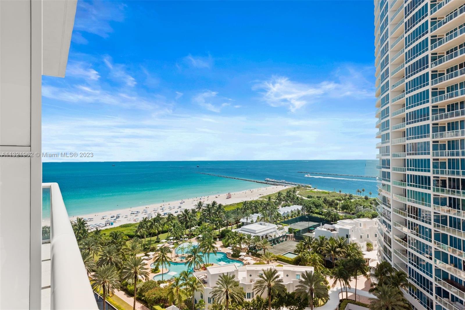 CONTINUUM ON SOUTH BEACH - Residential