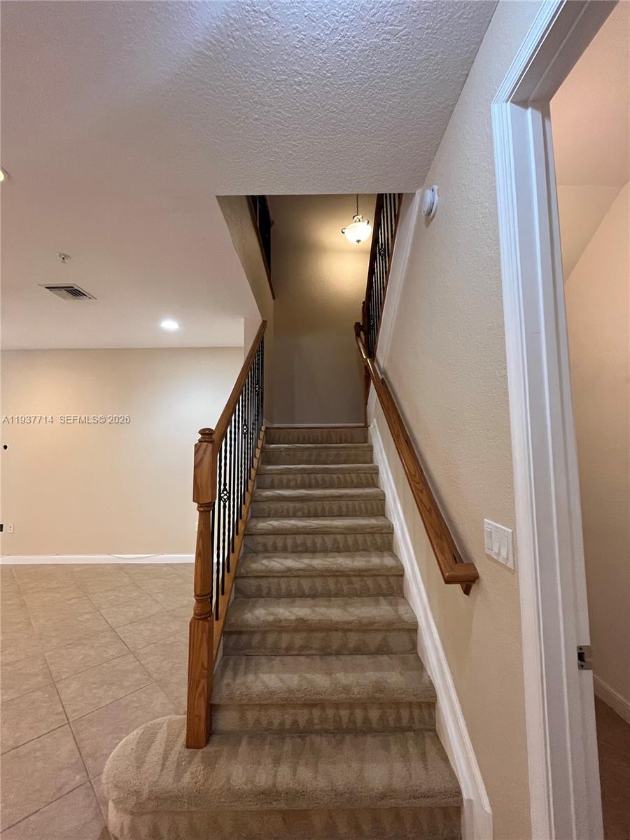 VILLA CARRARA CONDO - Residential