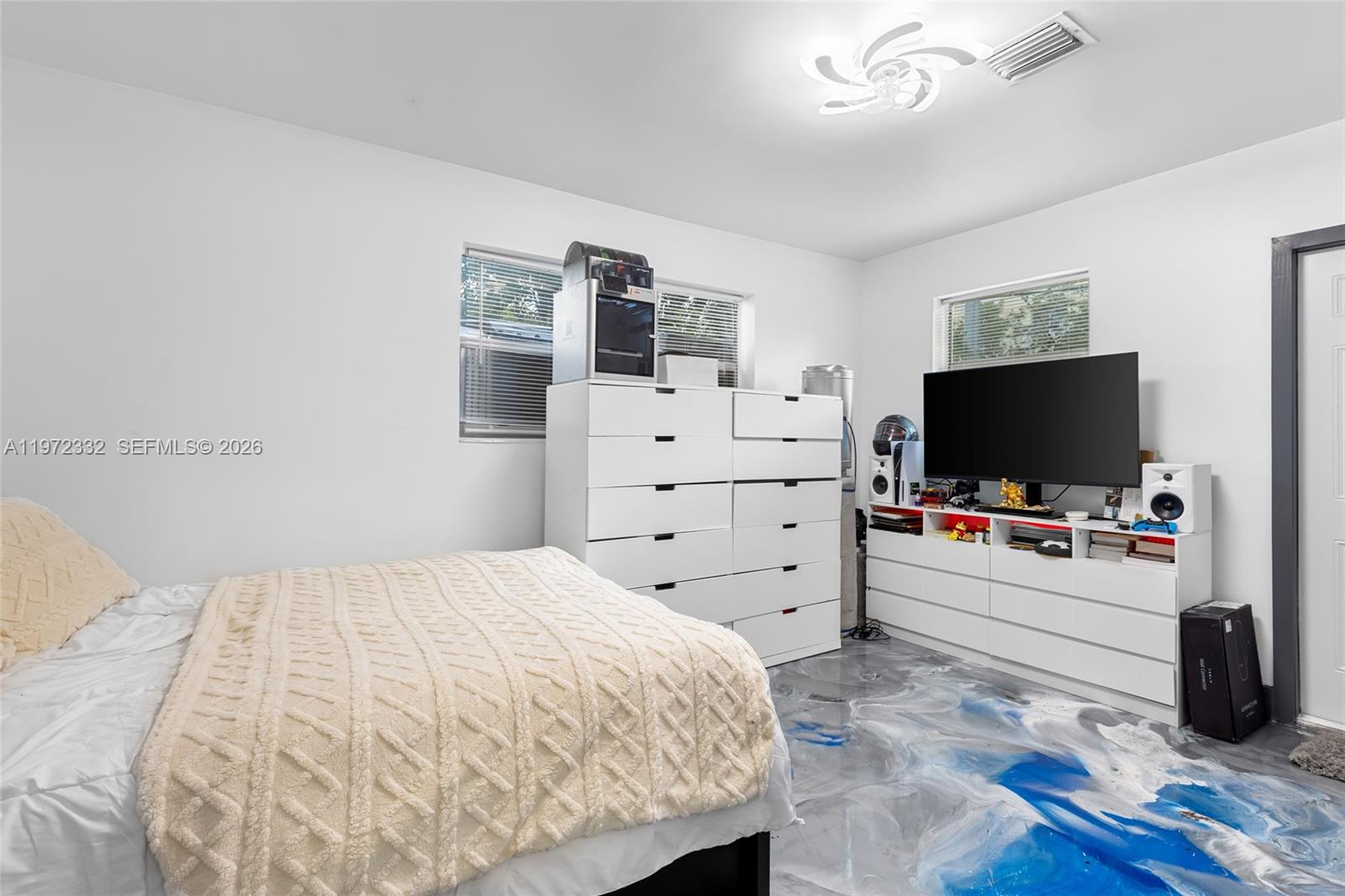 LAUDERDALE LAKES WEST GAT - Residential