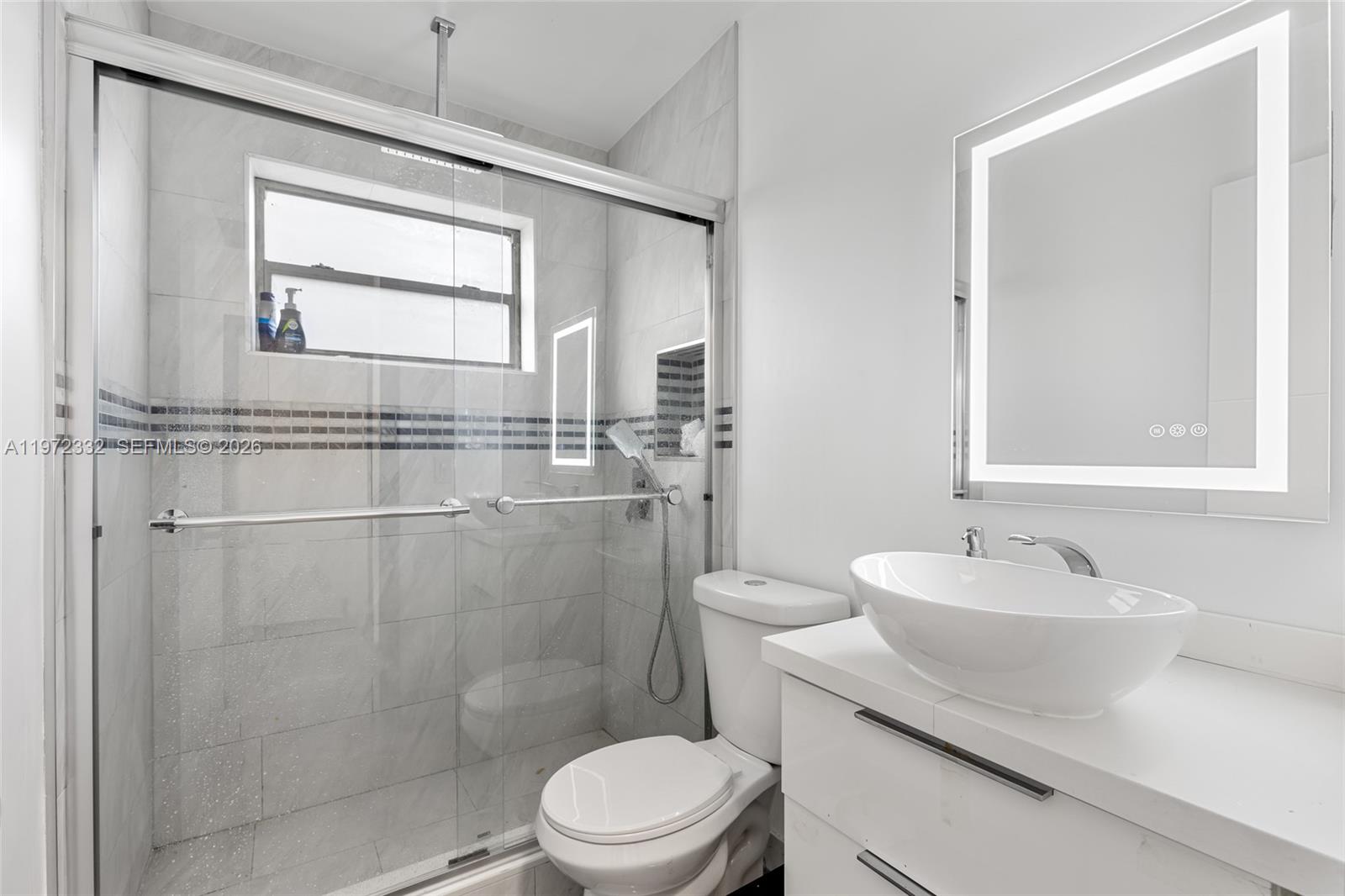 LAUDERDALE LAKES WEST GAT - Residential