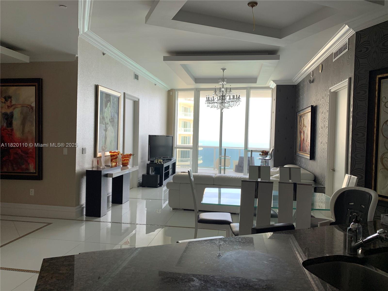 TDR TOWER I CONDO - Residential Lease