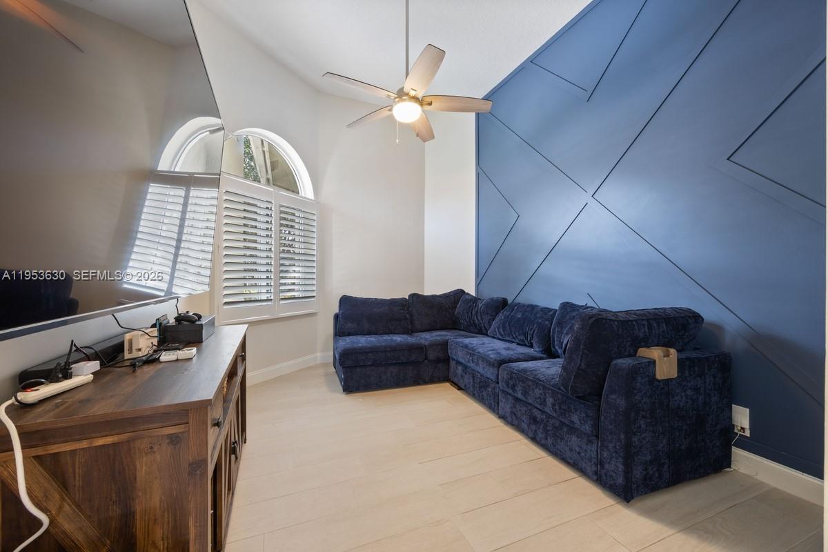 THE ISLES - Residential