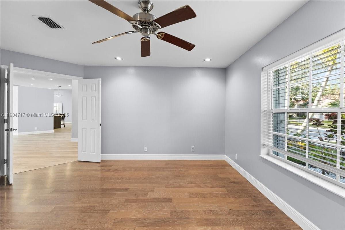 SECTOR 4 NORTH - Residential Lease