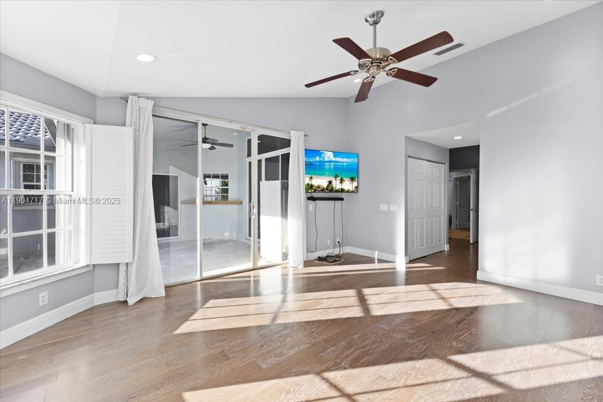 SECTOR 4 NORTH - Residential Lease