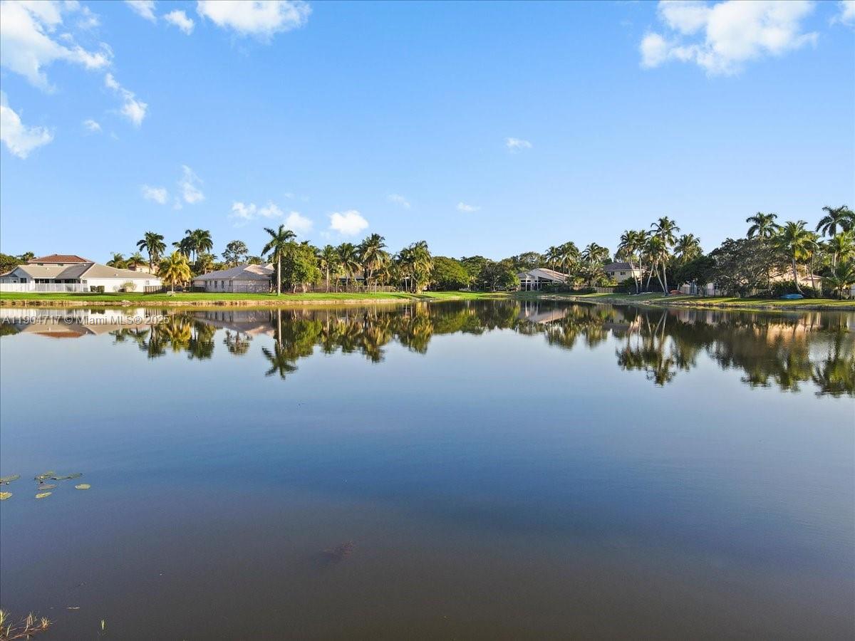 SECTOR 4 NORTH - Residential Lease