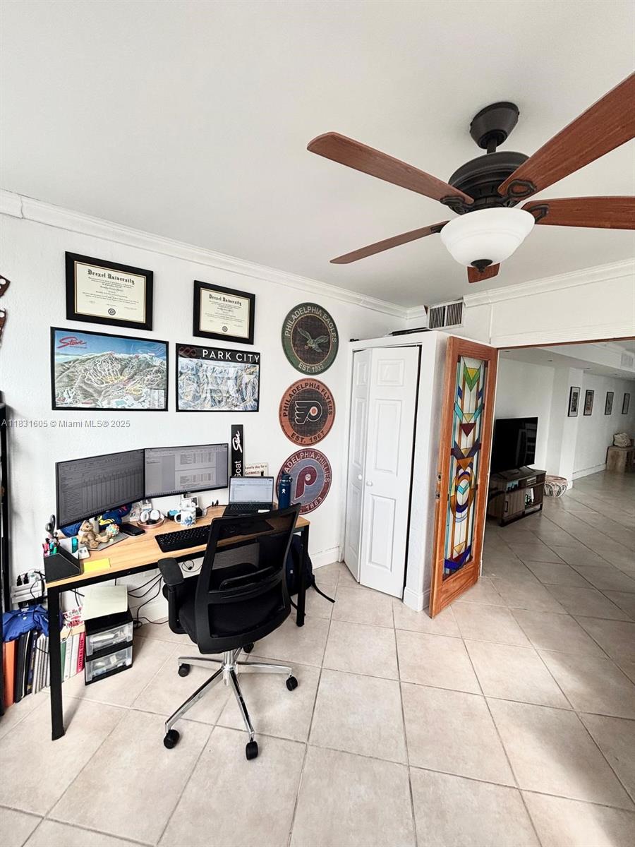 999 Brickell Bay Dr 1002