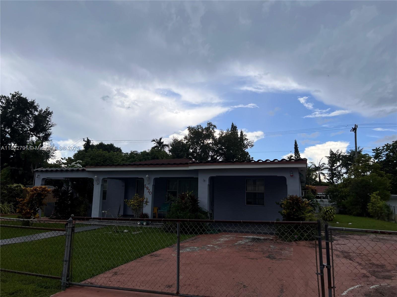 1920 SW 67th Ave