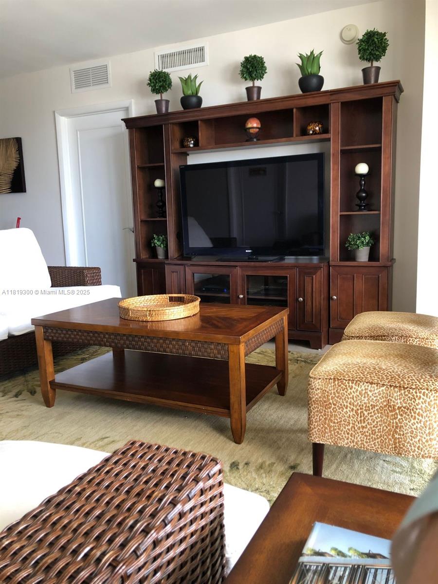 BEACH CLUB THREE CONDO - Residential