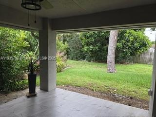 COUNTRY CLUB ACRES 3 - Residential Lease