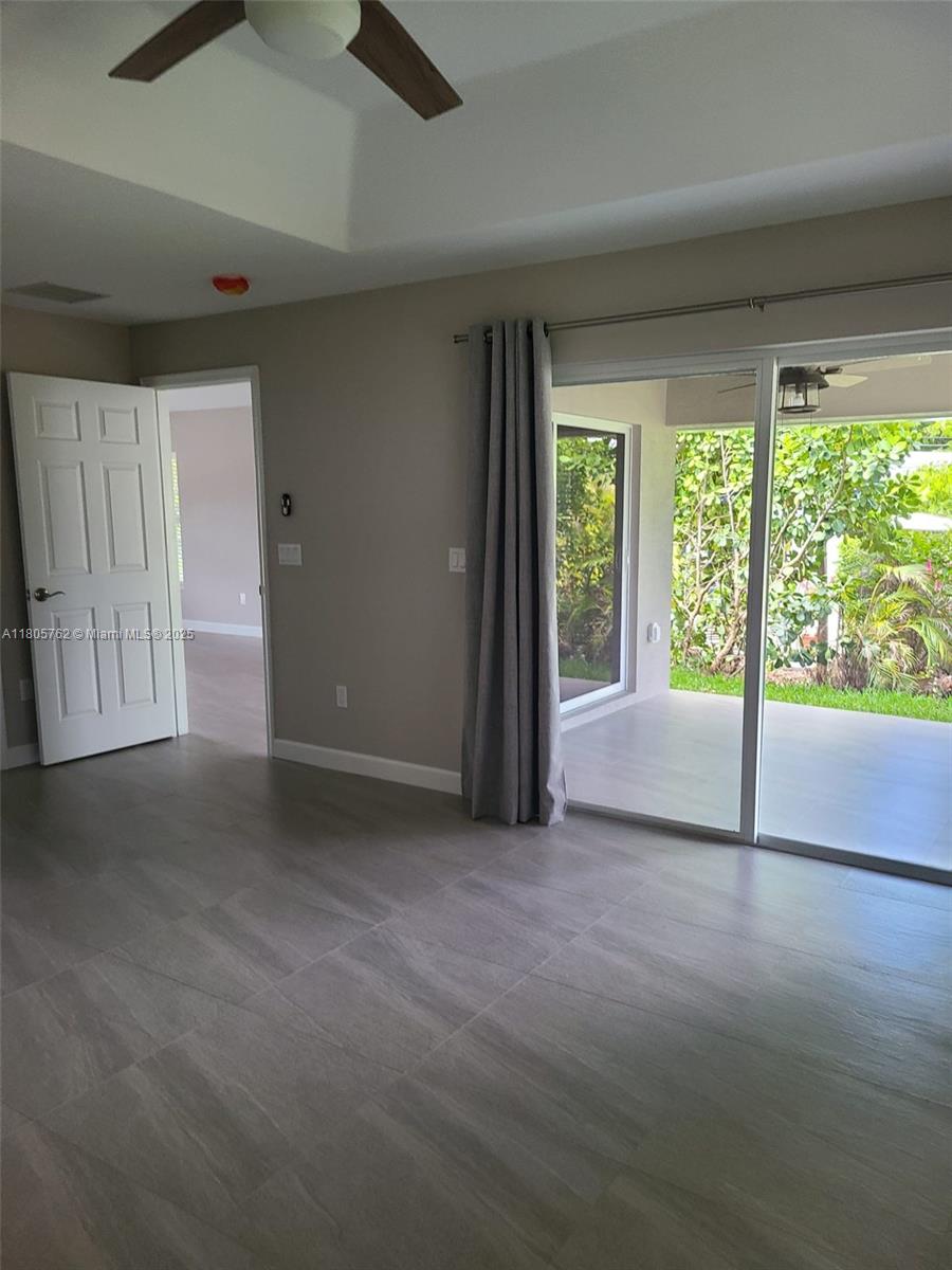 COUNTRY CLUB ACRES 3 - Residential Lease