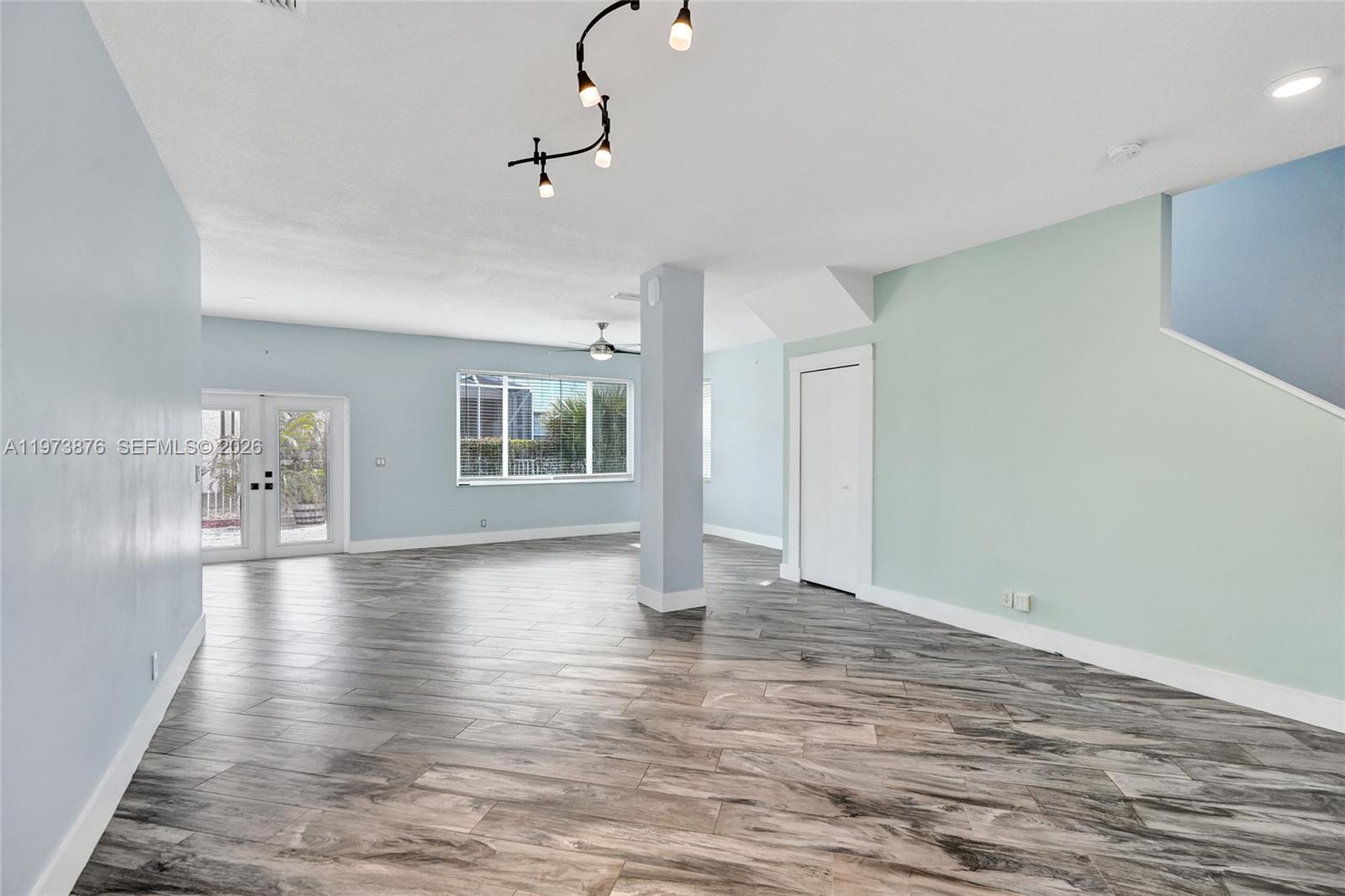 LAKEVIEW WEST - Residential Lease