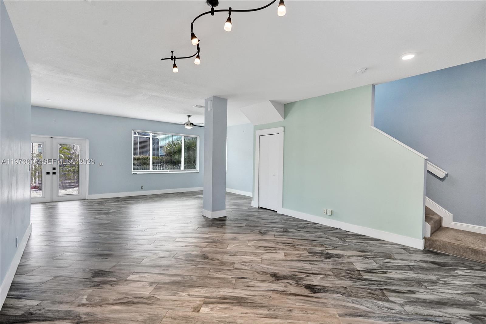 LAKEVIEW WEST - Residential Lease