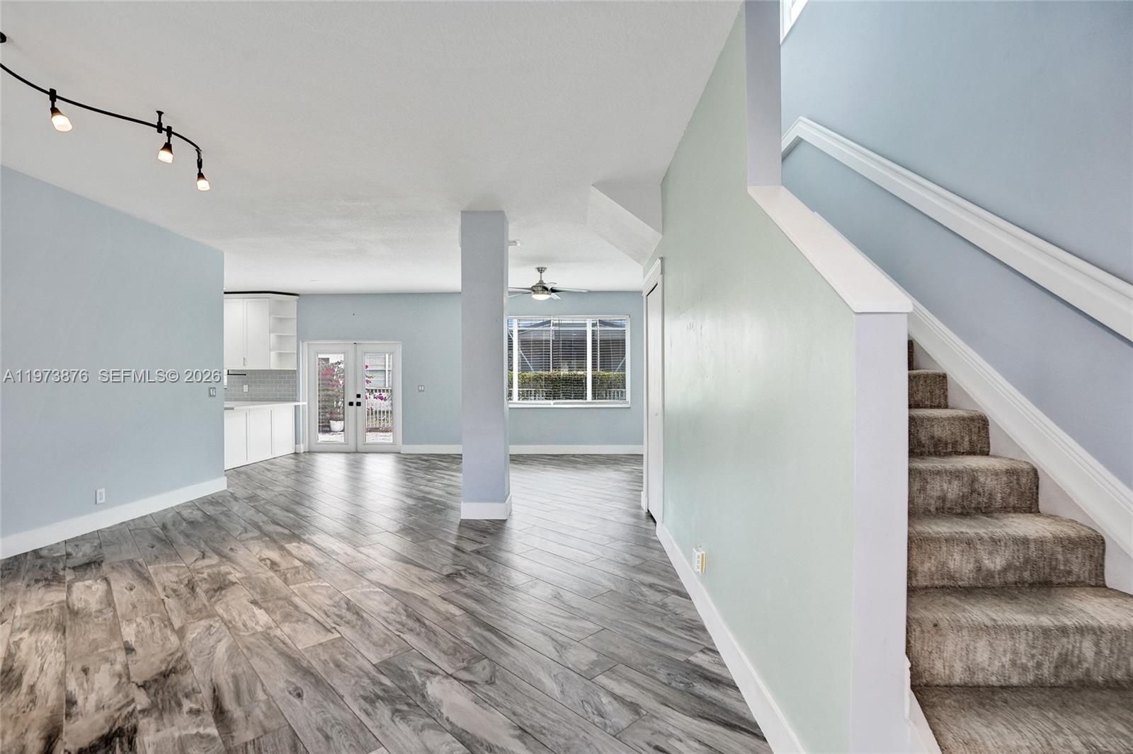 LAKEVIEW WEST - Residential Lease