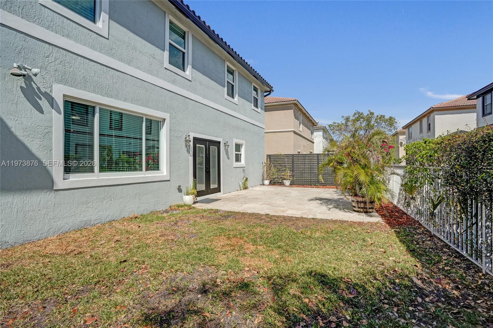 LAKEVIEW WEST - Residential Lease