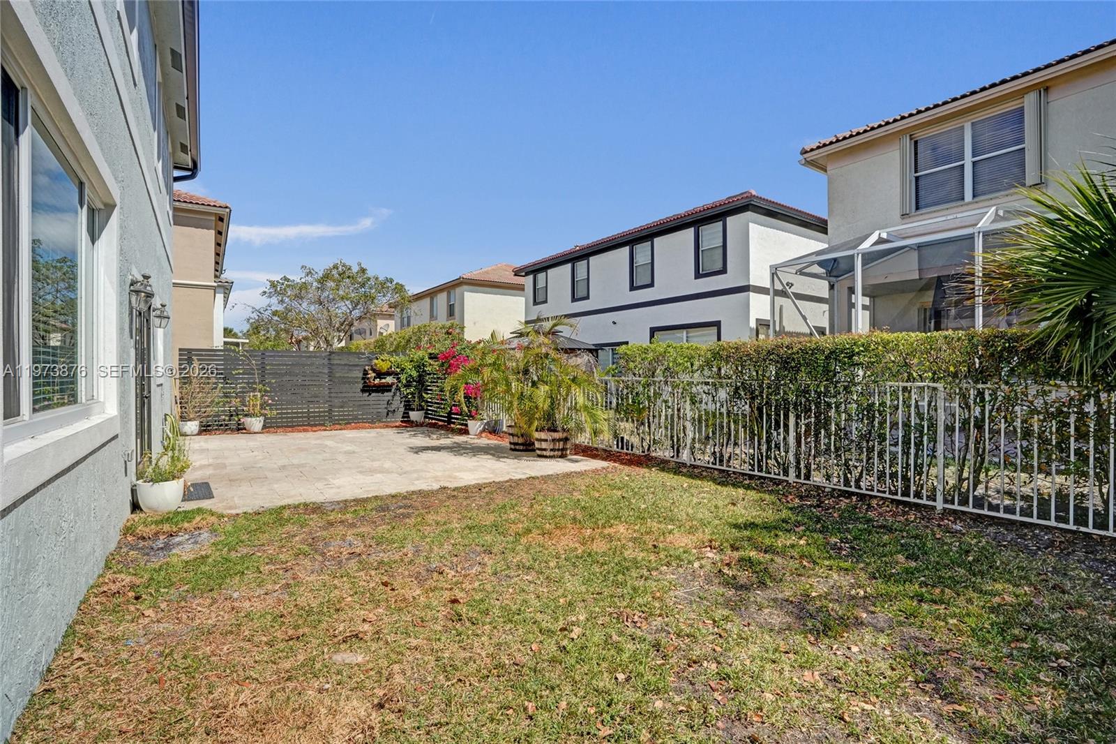 LAKEVIEW WEST - Residential Lease