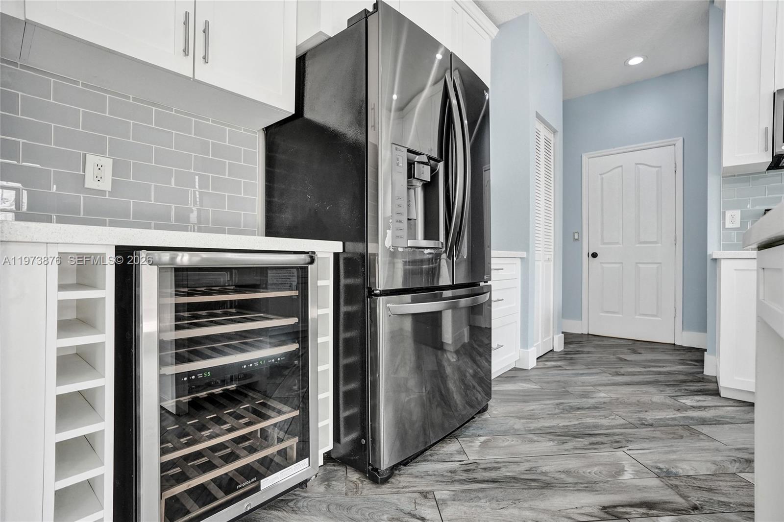 LAKEVIEW WEST - Residential Lease